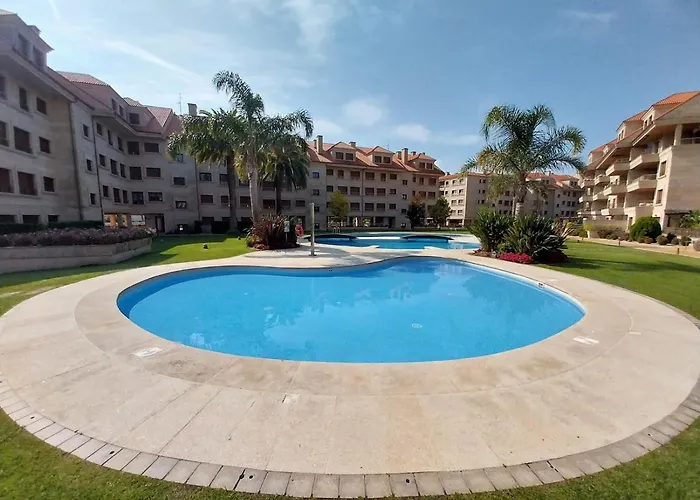 公寓 Piso Duplex - Isla De La Toja 格罗韦